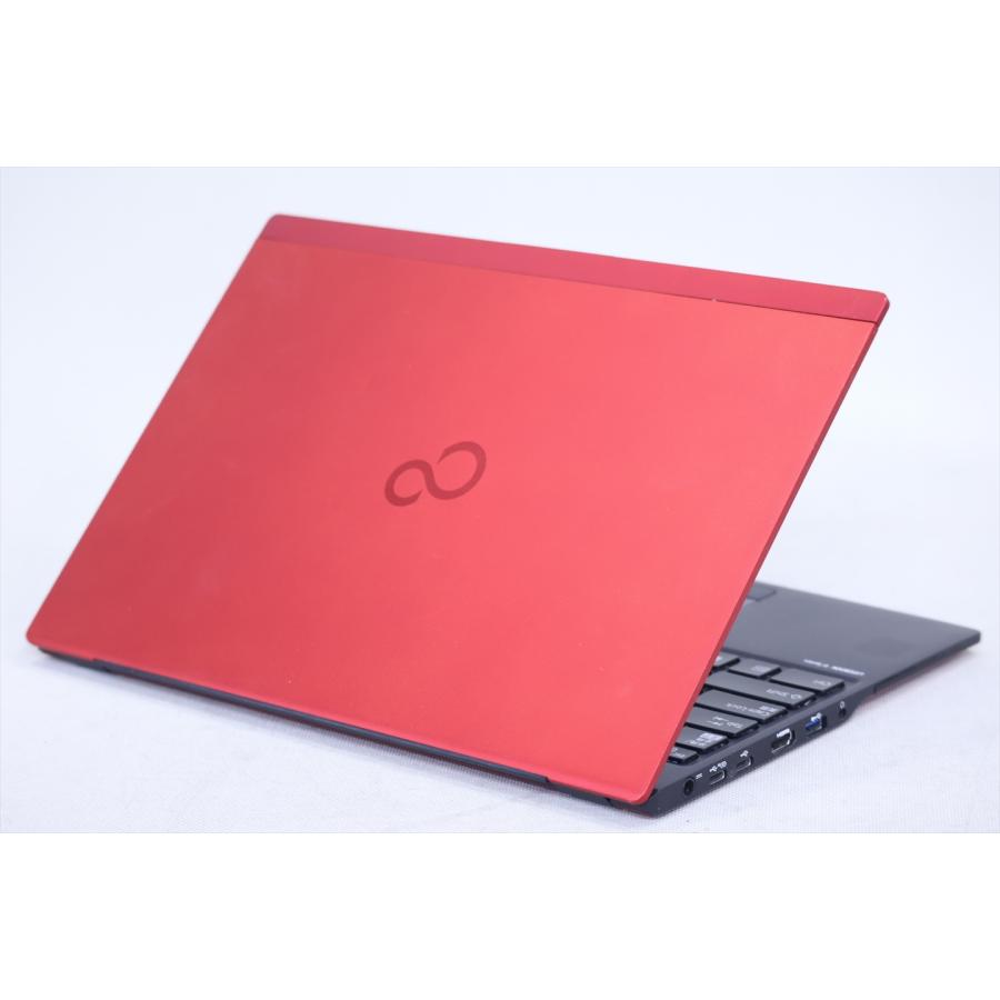 富士通 ノートPC lifebook 赤 i5 第8世代 超軽量 薄型 綺麗