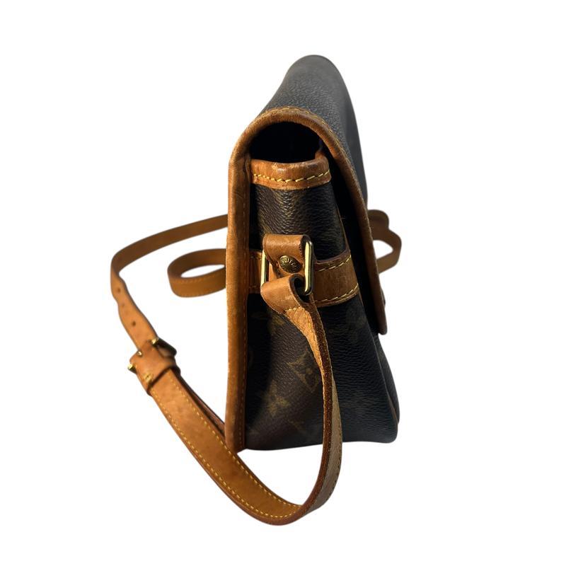 【最終処分SALE】LOUIS VUITTON ルイヴィトン モノグラム ソローニュ M42250 レザー ショルダーバッグ ブラウン A-11911の画像