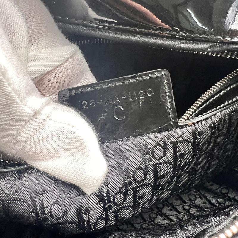 Diorレディディオール  カナージュラージ パテントレザー ハンドバッグ ブラック A-12956の画像