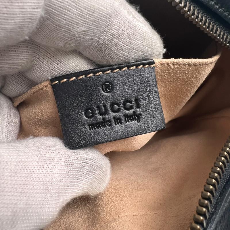 GUCCI グッチ GGマーモント レザー ショルダーバッグ 黒 A-13078の画像