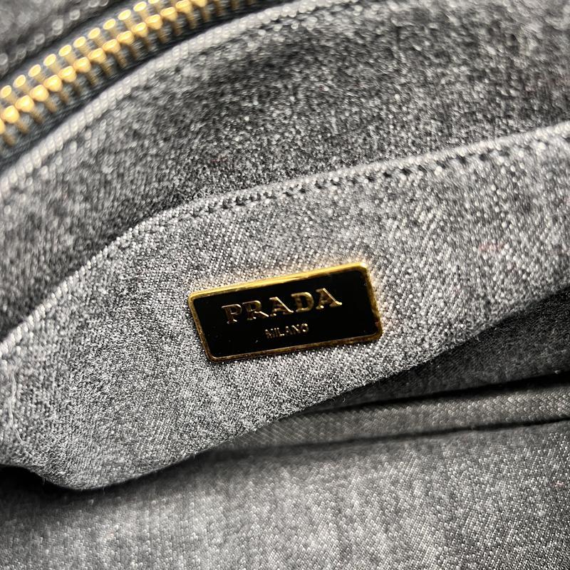 PRADA プラダ カナパ 三角ロゴ キャンバス ハンドバッグ 黒 A-13244の画像