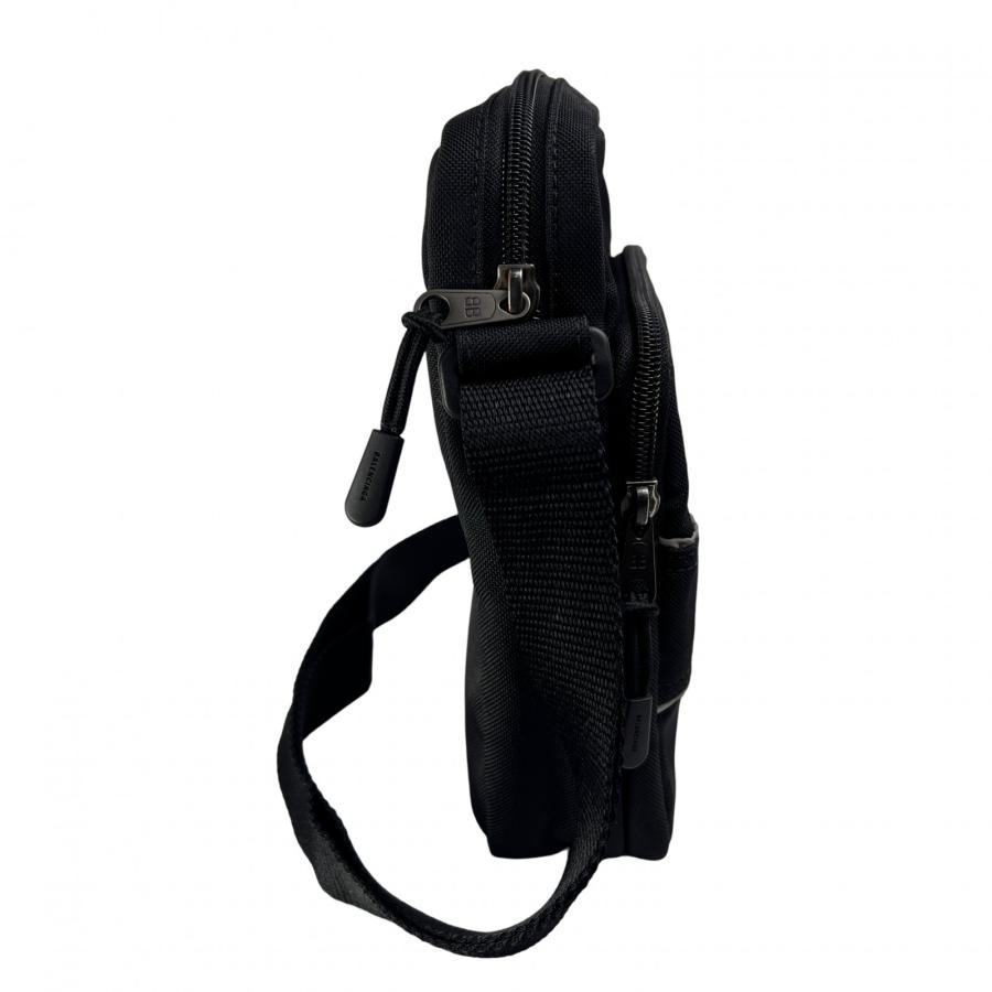 BALENCIAGA（バレンシアガ） ナイロン ショルダーバッグ 黒 A-13622