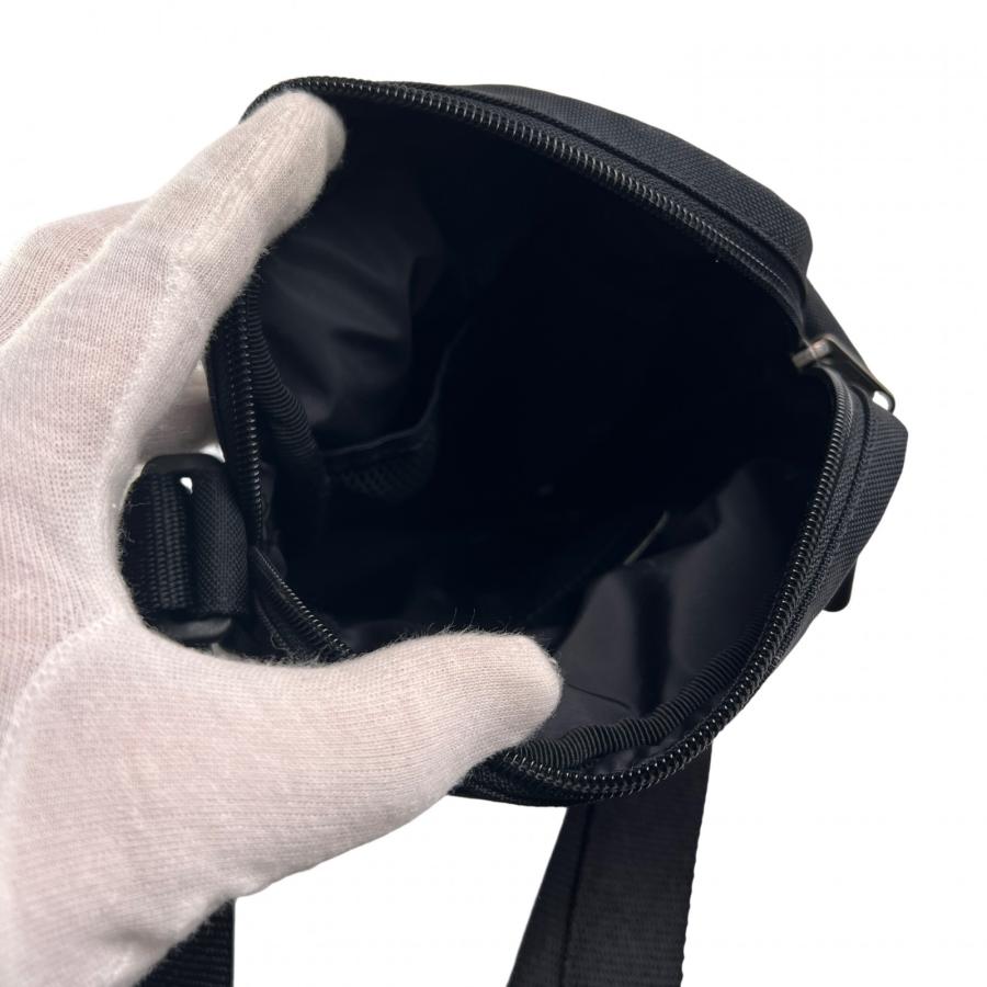 BALENCIAGA（バレンシアガ） ナイロン ショルダーバッグ 黒 A-13622