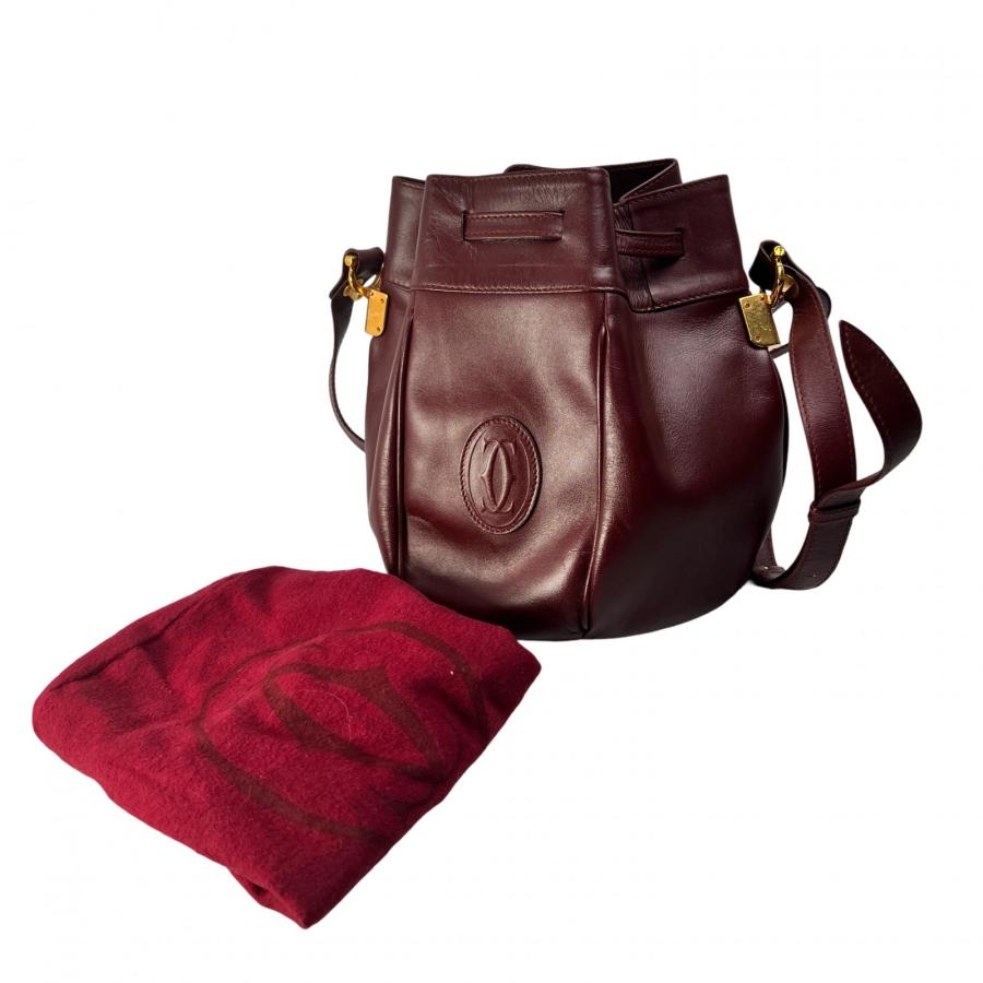 正規品　Cartier ショルダーバッグ 巾着 ボルドー Cartier（カルティエ） 巾着 レザー ショルダーバッグ ボルドー A