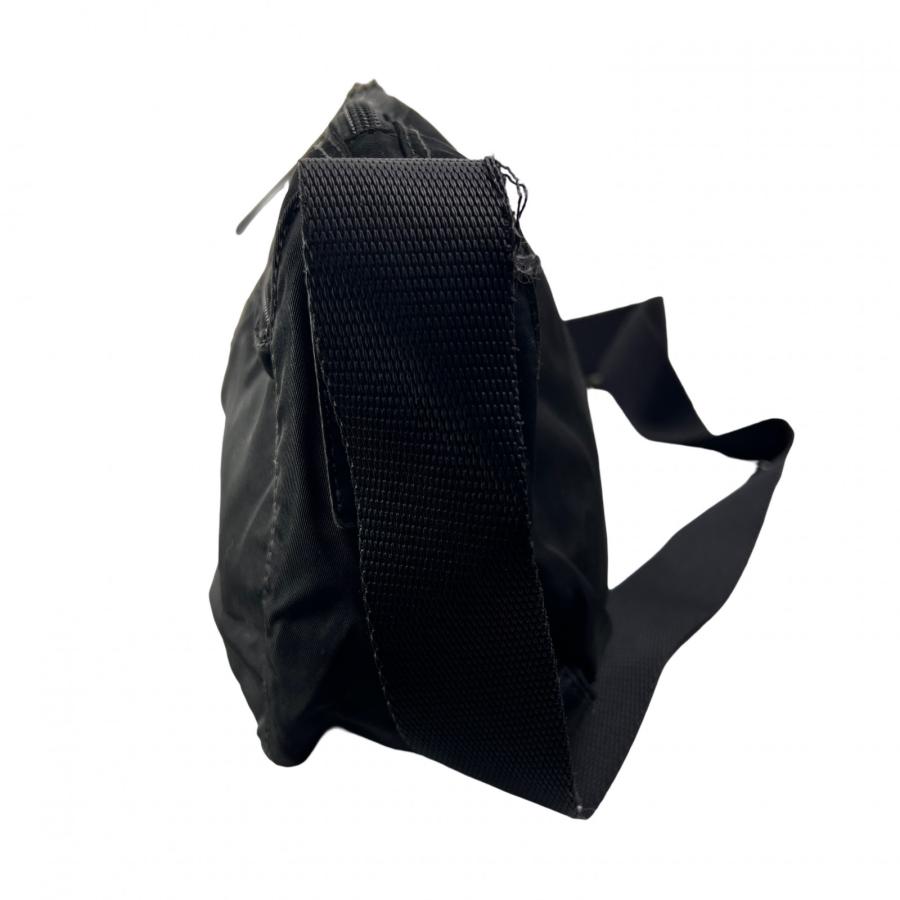 PRADA（プラダ） 三角ロゴ ナイロン ショルダーバッグ 黒 A-13854