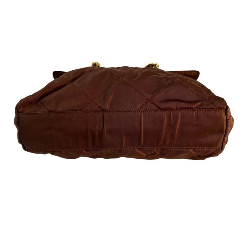 PRADA プラダ　チェーンバッグ　ショルダーバッグ　斜めがけバッグ　ブラウン PRADA プラダチェーンバッグショルダーバッグ斜めがけバッグブラウン