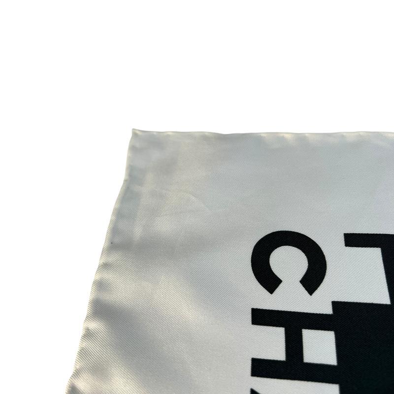 CHANEL（シャネル） シルク スカーフ ホワイト A-9448 : JOLIJOU Yahoo