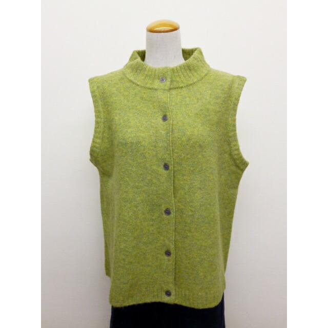 mao made（マオメイド） ベスト ニット モックネック ハイネック 前