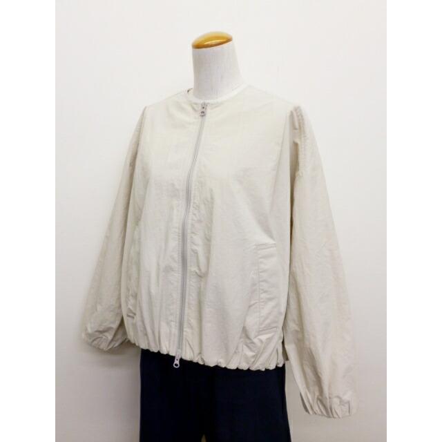 マオメイド mao made ブルゾン ジャケット ノーカラー クルーネック ジップ アップ バルーン シルエット 撥水加工 ライト アウター 2026年春夏物 | mao made | 01