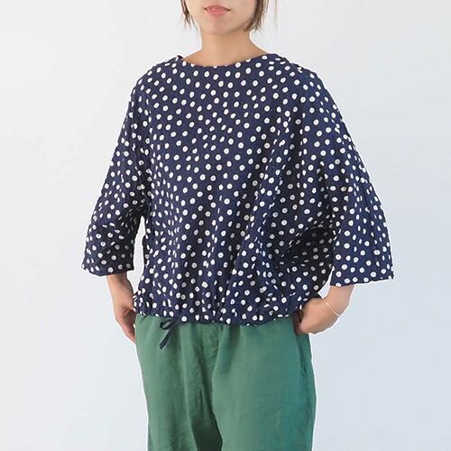 ◆美品◆NARU◆ドルマンリップルドットブラウス◆大きいサイズ感◆白×黒◆フリー NARU（ナル） シャツ ブラウス プルオーバー ドット ドルマン スリーブ