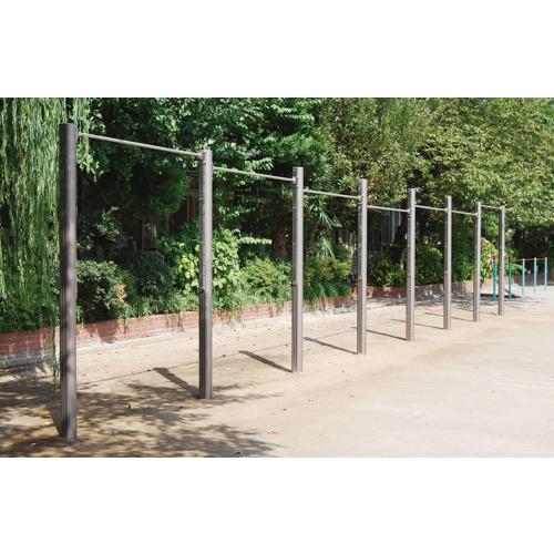 RT-E1218230 高鉄棒　3連アルミ（高さ調節式） | 