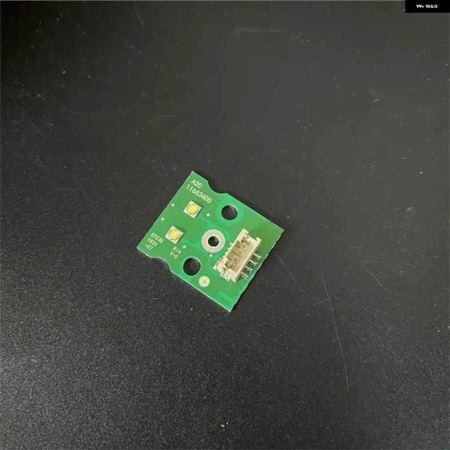 並行輸入品 ボルボ FH4 FM4 トラック 左+右 LED エンジェルアイ チップ デイタイム コントロール モジュール ヘッドライト バラ