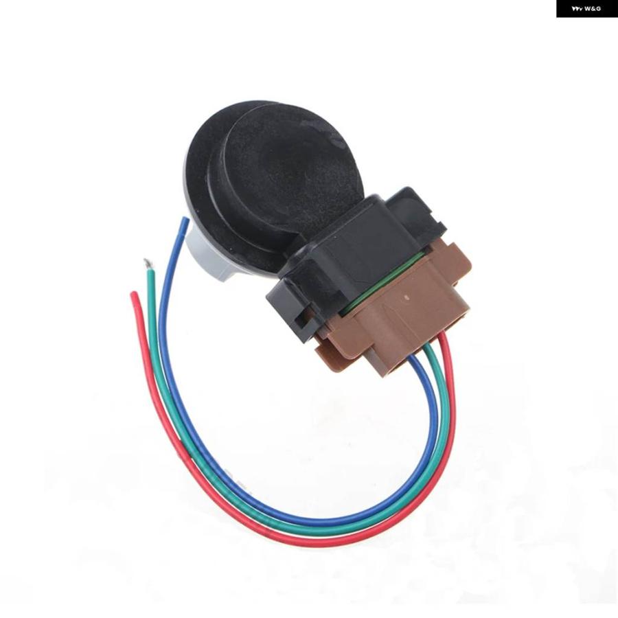 並行輸入品 1セット 68060366AA 車用 テールライト 3157 電球 ホルダー