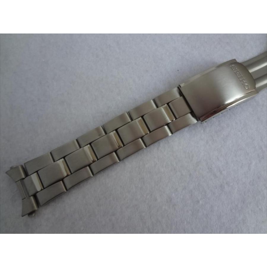 CITIZEN スーパーチタニウム シルバー 金属ベルト 調整可能　幅20mm CITIZEN スーパーチタニウム シルバー 金属ベルト 調整可能 幅20mm