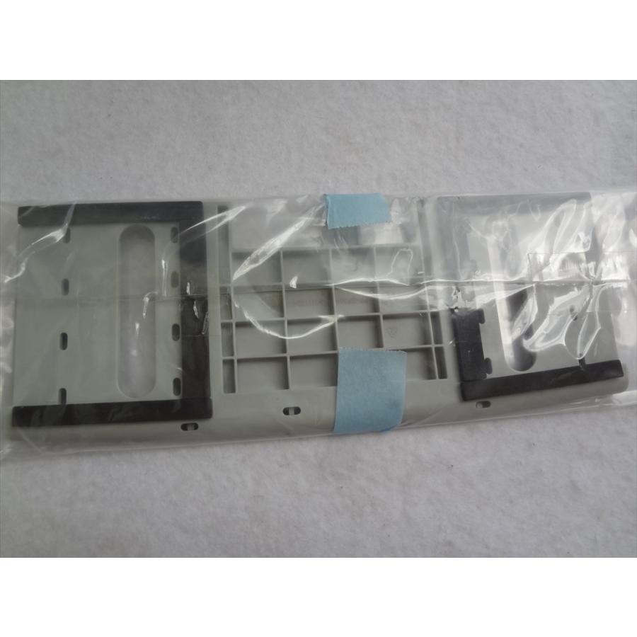 東芝 温水便座 SCS-TCL6010 SCS-SCK7000用本体固定プレート 部品