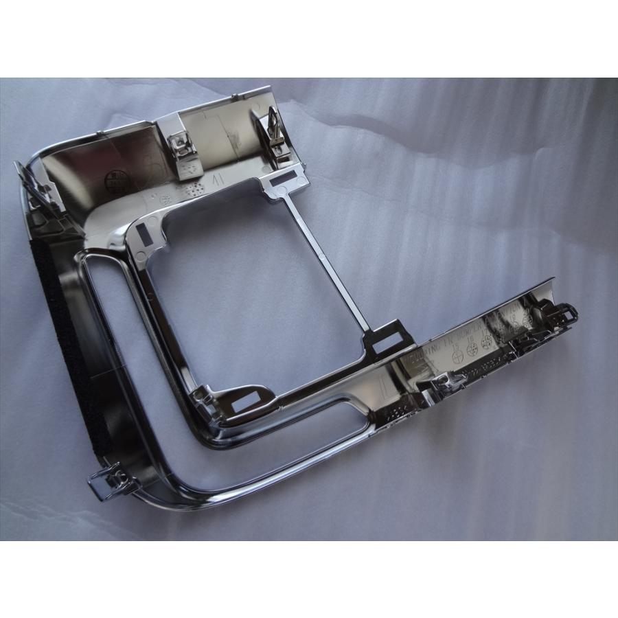 ダイハツ 純正 タント カスタム LA600S LA610S モールディング 左