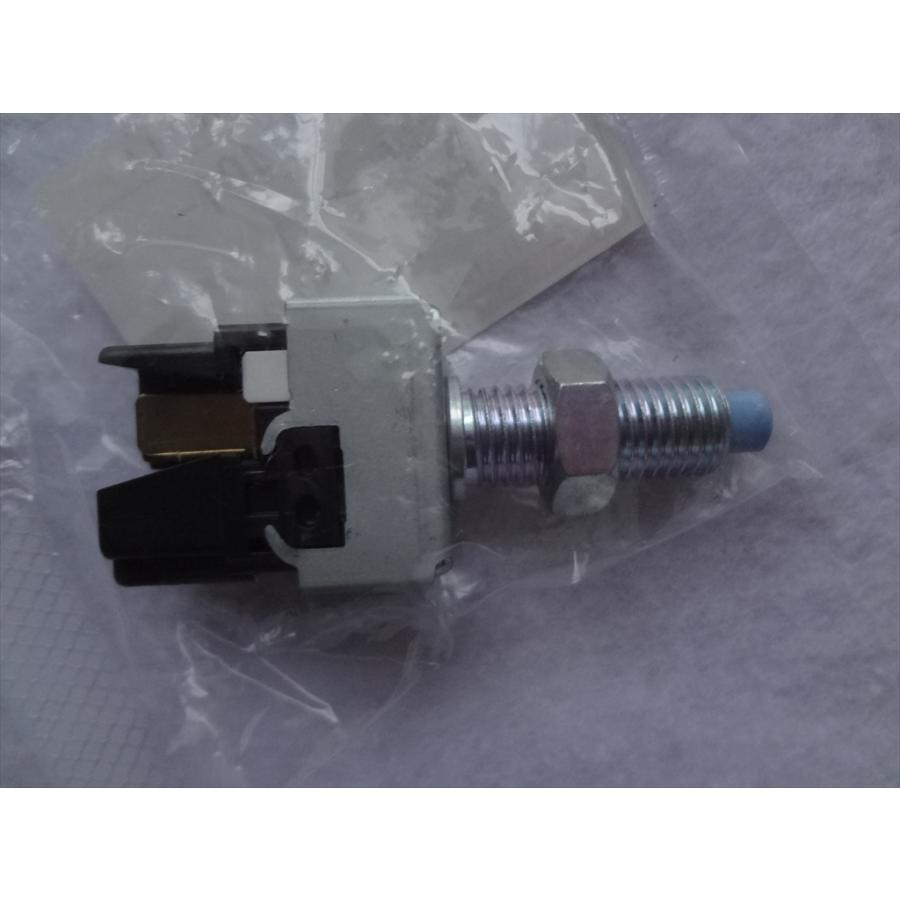 ダイハツ 純正 ハイゼット S200用 ストップランプスイッチ 84340