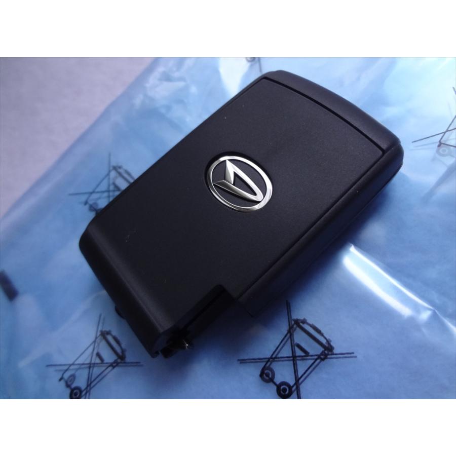 新品 ダイハツ 純正 89994-B2050 スマートキー トランスミッター 新品 ダイハツ 純正 89994-B2050 スマートキー トランスミッター