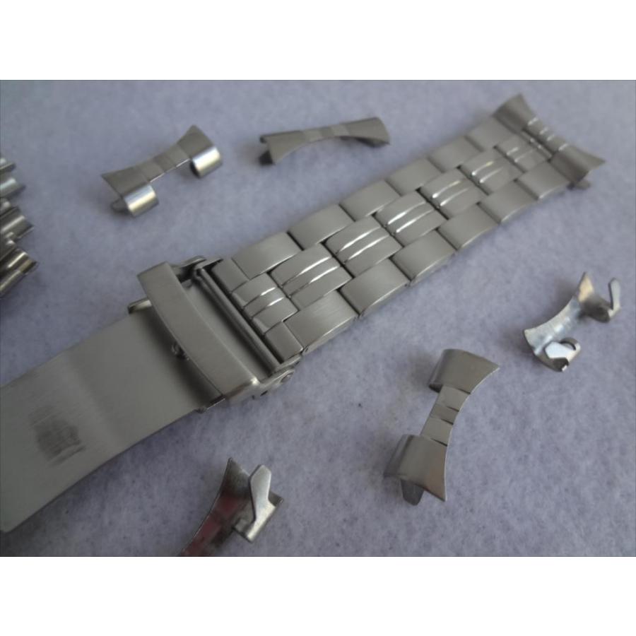 56GS ステンレスバンド 18mm アンティーク 延長アダプタ付き 型押し 56GS ステンレスバンド 18mm アンティーク 延長アダプタ付き 型押し