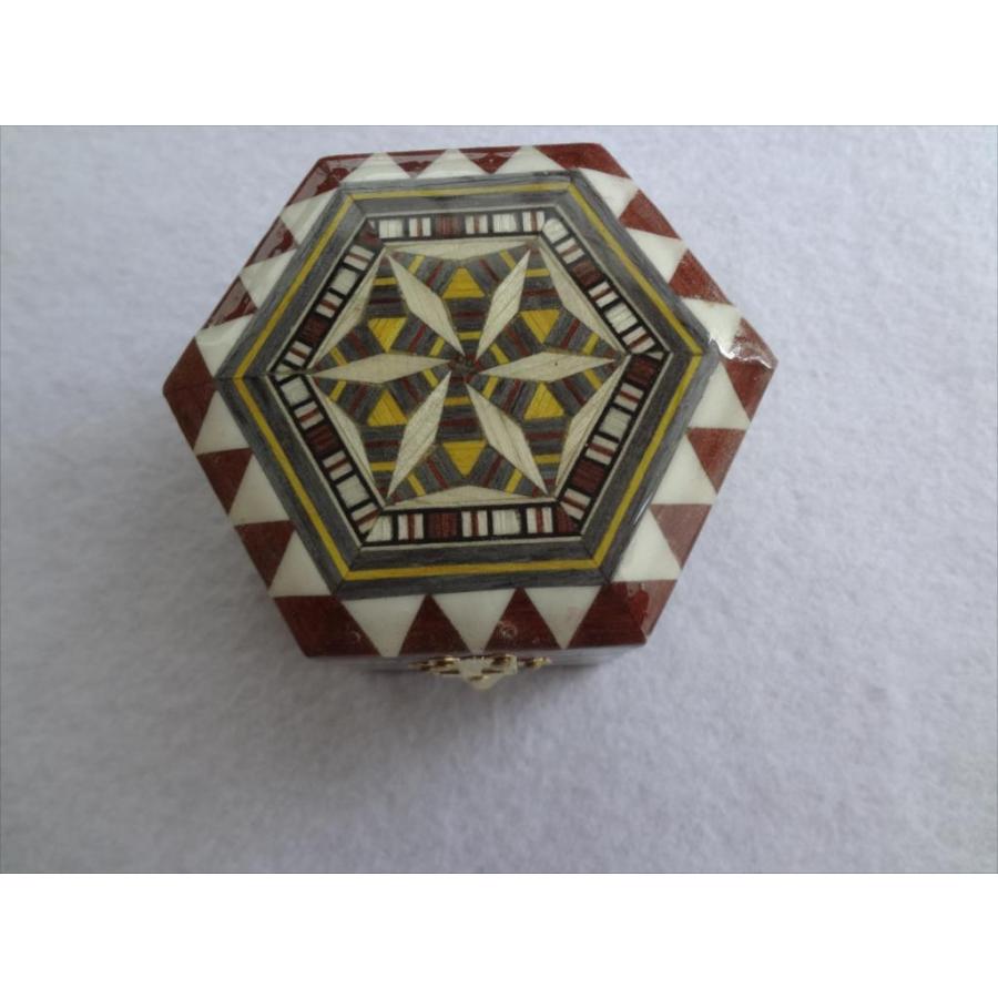 スペイン グラナダ製 タラセア 寄木細工 箱 ケース 螺鈿細工 ジュエリーボックス 六角形 TARACEA 伝統工芸品  :awa27878:パーツワイド - 通販 - Yahoo!ショッピング