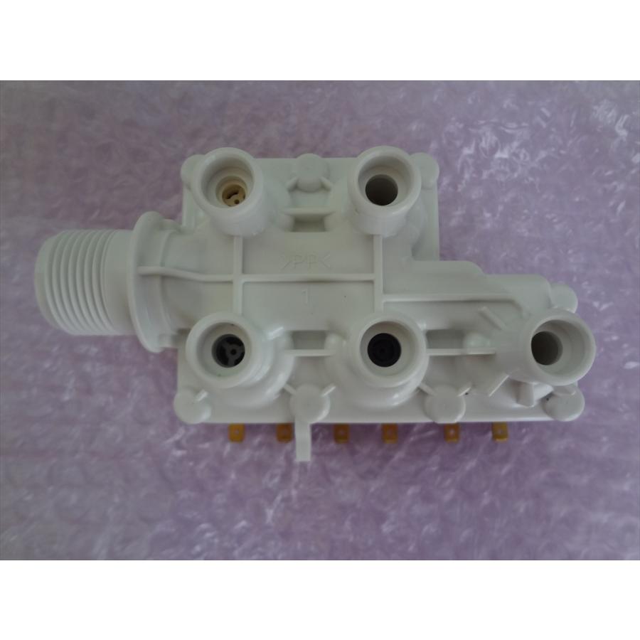 日立 純正 BD-S7400L 037 洗濯機 BD-S7400L用 給水弁 部品 日立 純正 BD-S7400L 037 洗濯機 BD-S7400L用 給水弁 部品