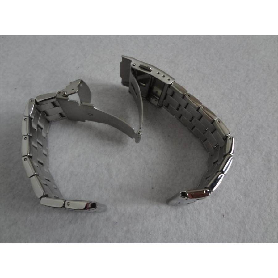 Bear 腕時計バンド 24mm ステンレスベルト 5連 Sporty Solid Look Stainless Steel Band バックル:ダブルロック プッシュ式 |  | 02