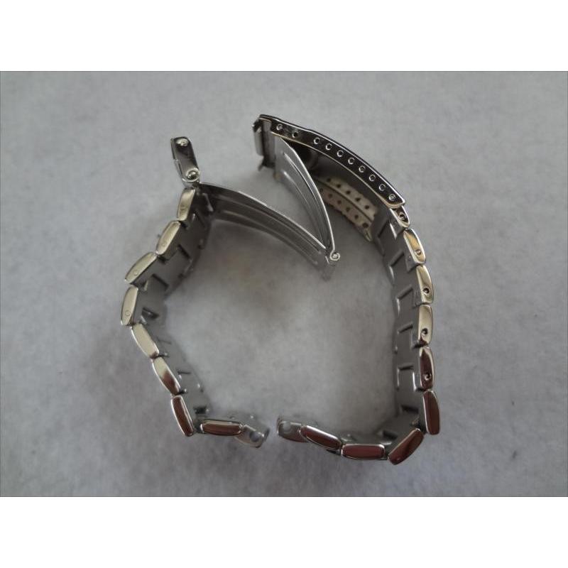 Timexタイメックス純正バンドT2M759用22mm交換ステンレスベルト Timexタイメックス純正バンドT2M759用22mm交換ステンレスベルト