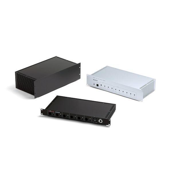 あすつく対応 「直送」 タカチ電機工業 HYR88-43-33SS 直送 代引不可 縦型ヒートシンク式ラックケース HYR884333SS