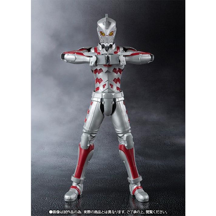 BANDAI（バンダイ） ULTRA-ACT× S.H.Figuarts限定品 ULTRAMAN ACE SUIT