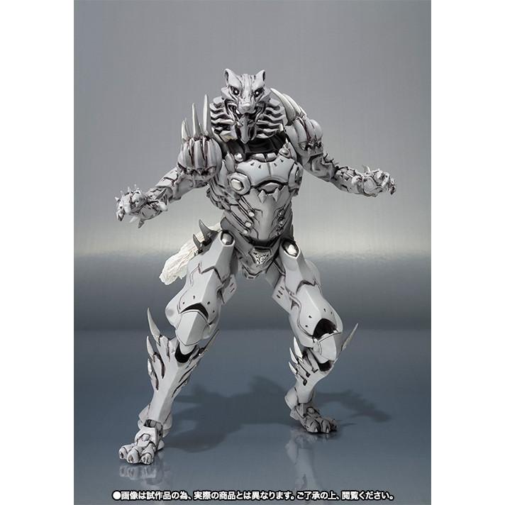 BANDAI（バンダイ） S.H.フィギュアーツ限定品 仮面ライダー555 ウルフ