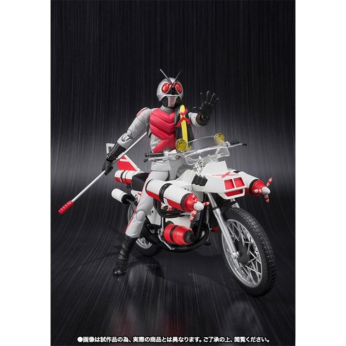 フィギュアーツ　クルーザー Amazon.co.jp: S.H.Figuarts 仮面ライダーX & クルーザーセット
