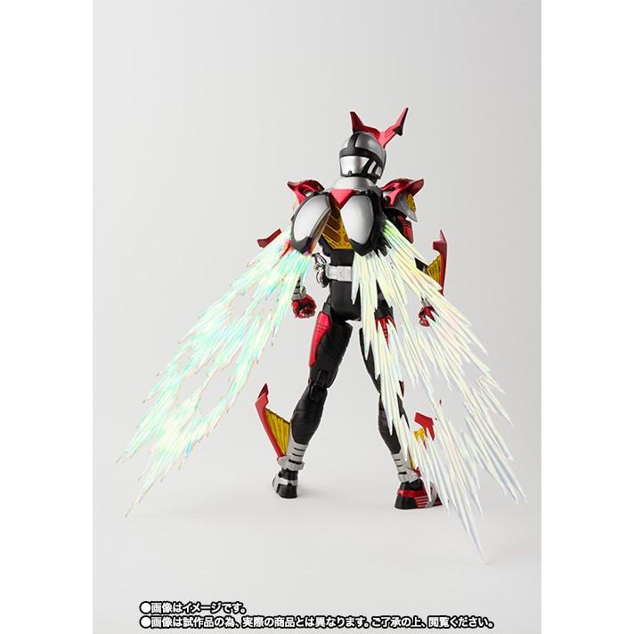 H.Figuarts フィギュアーツ 真骨彫 仮面ライダーカブトライダーフォーム Amazon.co.jp: S.H.Figuarts（真骨彫製法）仮面ライダーカブト