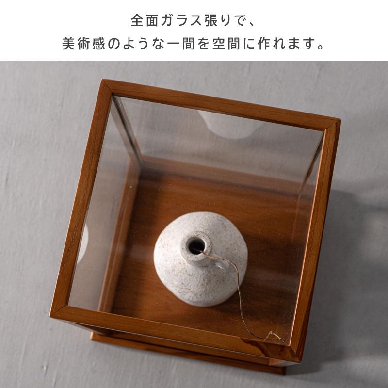 ★アンティーク風　ガラスキャビネット　ガラスケース★ アンティーク調のおしゃれなガラスキャビネット、オーク材の扉