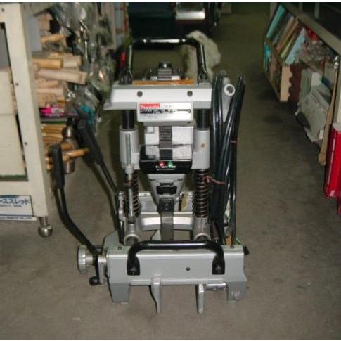 マキタ（makita） 7304 手動カクノミ 最大切込深さ125mm 4寸1分 AC100V