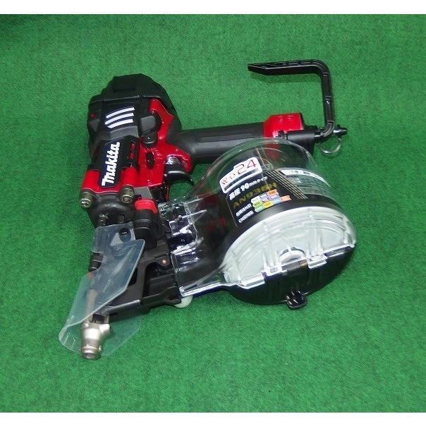 送料無料 マキタ AN936H 90mm高圧エア釘打機 エアダスタ付 赤 送料無料 マキタ AN936H 90mm高圧エア釘打機 エアダスタ付 赤