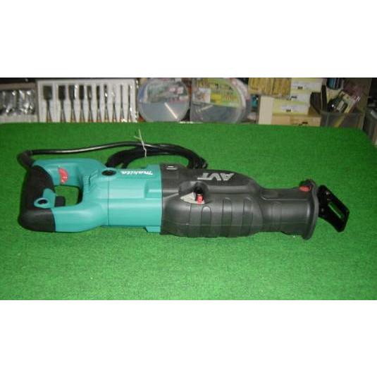 マキタ JR3070CT 低振動レシプロソー AC100V 新品 セーバーソー マキタ JR3070CT 低振動レシプロソー AC100V 新品 セーバーソー