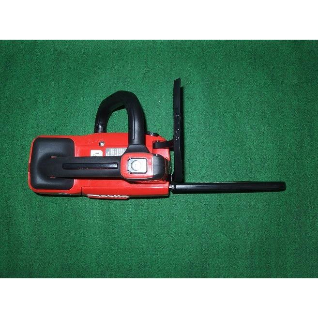 マキタ MUC204DZNR 18V充電式チェーンソー ガイドバ−長さ200mm マキタ MUC204DZNR 18V充電式チェーンソー ガイドバ−長さ200mm