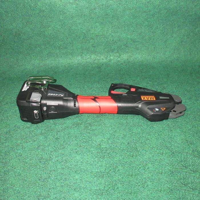 マックス PJ-C060-BC/1450A 充電式メッシュ筋カッタ メッシュ筋最大φ6mmまで対応 2本同時切断可能 14.4V電池パックx1個+充電器付SET 新品の画像
