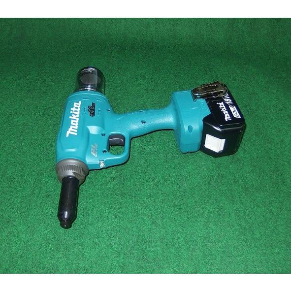 マキタ 充電式リベッタ RV150DRG I07-03 マキタ（makita） RV150DRG 18V充電式リベッタ 締付け可能リベット径