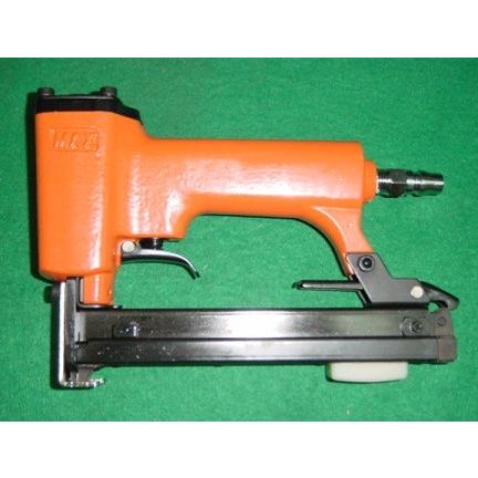 マックス TA-20A/422J吸音 4mm常圧タッカ ストレ−トプラグ付 マックス TA-20A/422J吸音 4mm常圧タッカ ストレ−トプラグ付