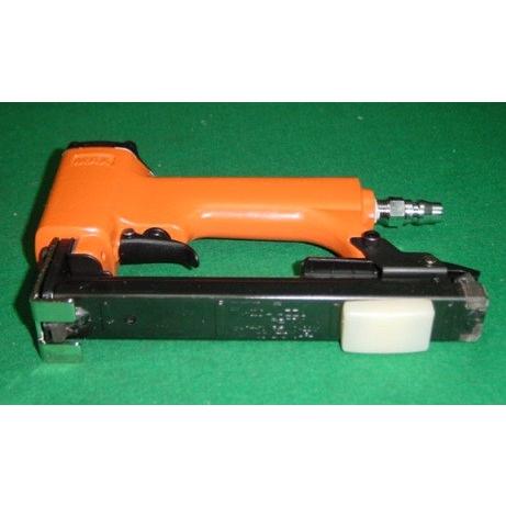 マックス TA-20A/422J吸音 4mm常圧タッカ ストレ−トプラグ付 マックス TA-20A/422J吸音 4mm常圧タッカ ストレ−トプラグ付
