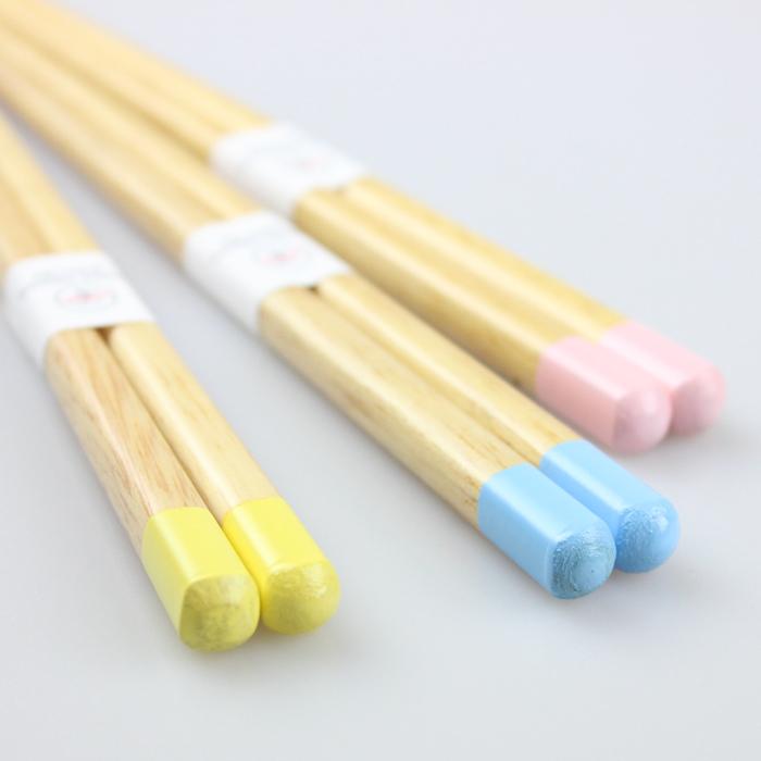 郵送で送料無料 食洗機対応 子ども お箸 パステルキッズ（ブルー・ピンク・イエロー） 18cm / 16.5cm 国産 若狭塗 |  | 06