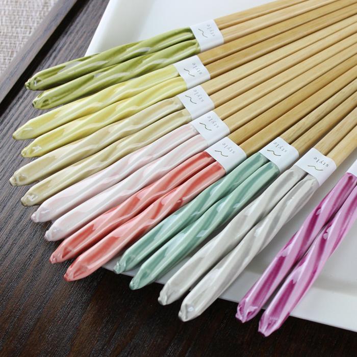 郵送で送料無料 食洗機対応 あめ玉細工 ねじり箸 チェルシー 23cm ブルー レッド ピンク ベージュ イエロー グリーン パープル グレー 若狭塗 メンカラ 推し色 |  | 12