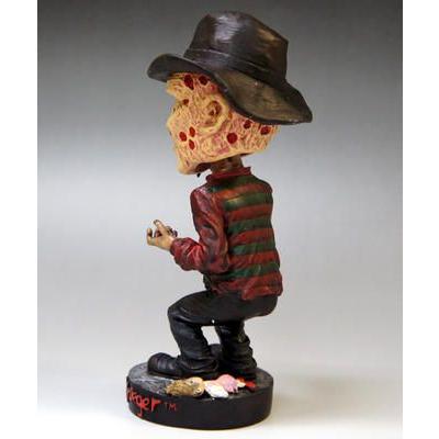 ネカの傑作！復刻 首振り人形シリーズから殺人鬼フレディ ヘッド