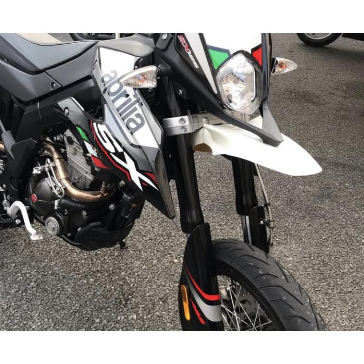 ＦＲＰ製 フロントフェンダー　汎用タイプ　ゲルコート仕上げ |  | 03