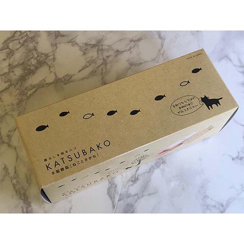 【久世福商店】 かつお節削り器 鰹節 木製 新品 箱 鰹箱 ねことさかな 鰹節 削り器 木製 日本製 かつ箱 かつお節削り