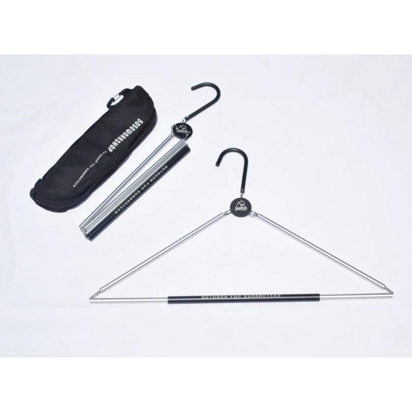 TRAVEL HANGER 7