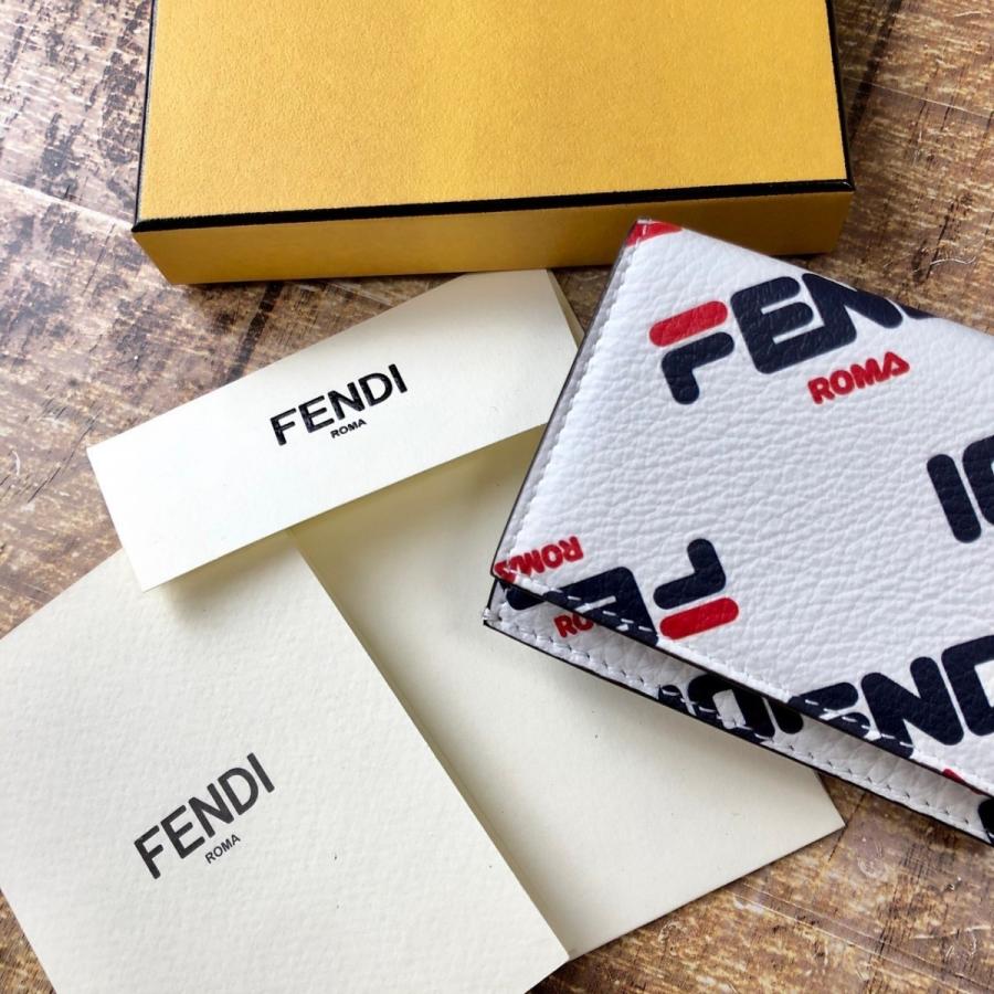 新品 FENDI フェンディ FILA コラボ 三つ折り財布 :8M0395-A5P6-F0QVL:EG GLOBAL - 通販 -  Yahoo!ショッピング