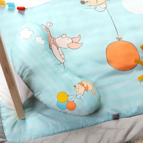 くまのプーさん タミータイム アクティビティジム プレイマット