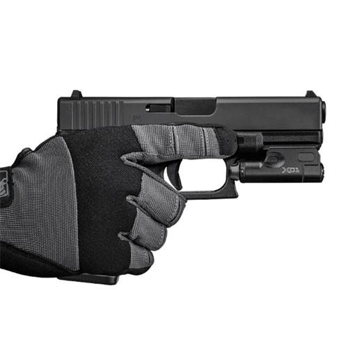 Surefire XC1 ハンドガンライト 300ルーメン Surefire XC1 ハンドガンライト 300ルーメン SUREFIRE XC1-B